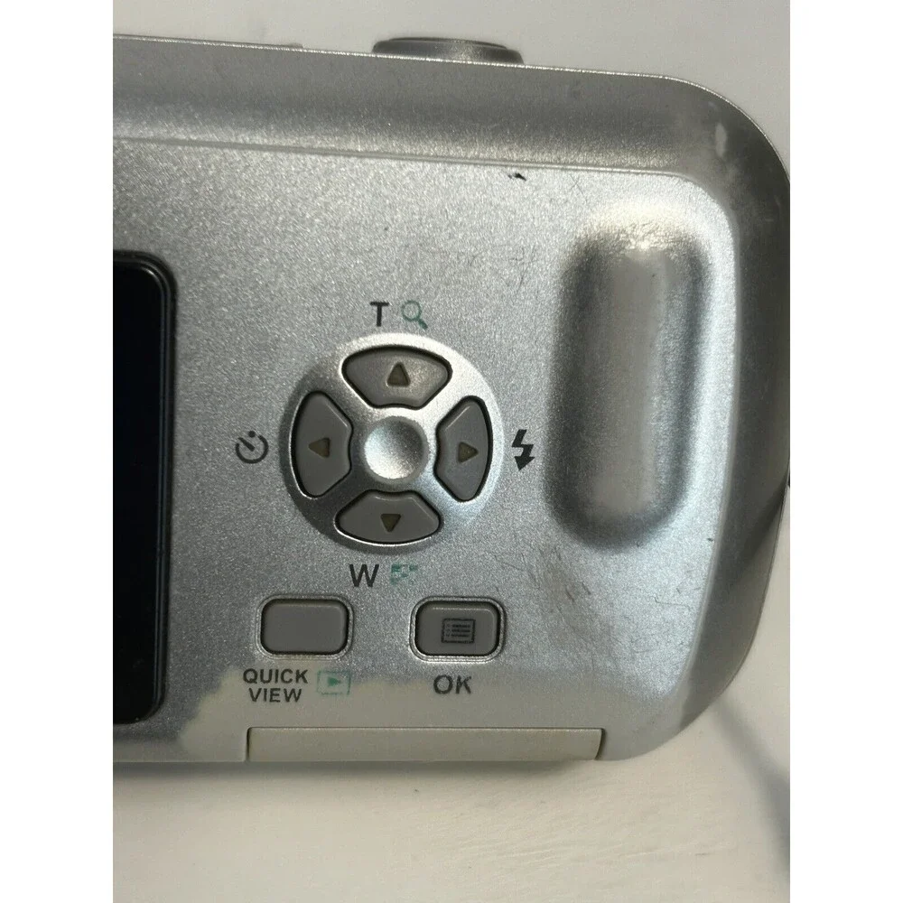 Olympus CAMEDIA D-395 3.2MP Digital Camera - Silver